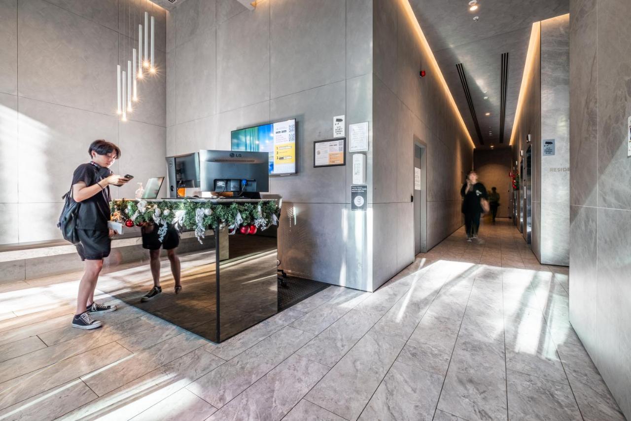 Mega Style Apartments Victoria One 멜번 외부 사진