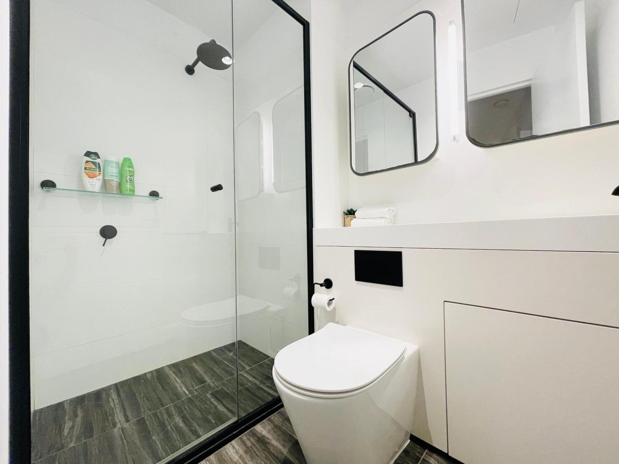 Mega Style Apartments Victoria One 멜번 외부 사진