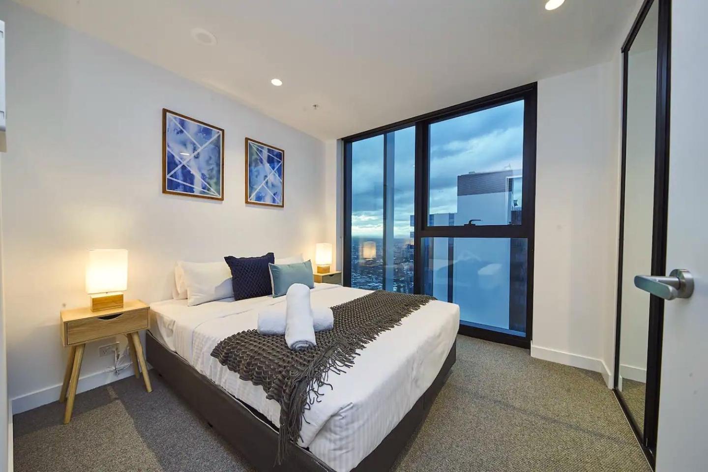 Mega Style Apartments Victoria One 멜번 객실 사진