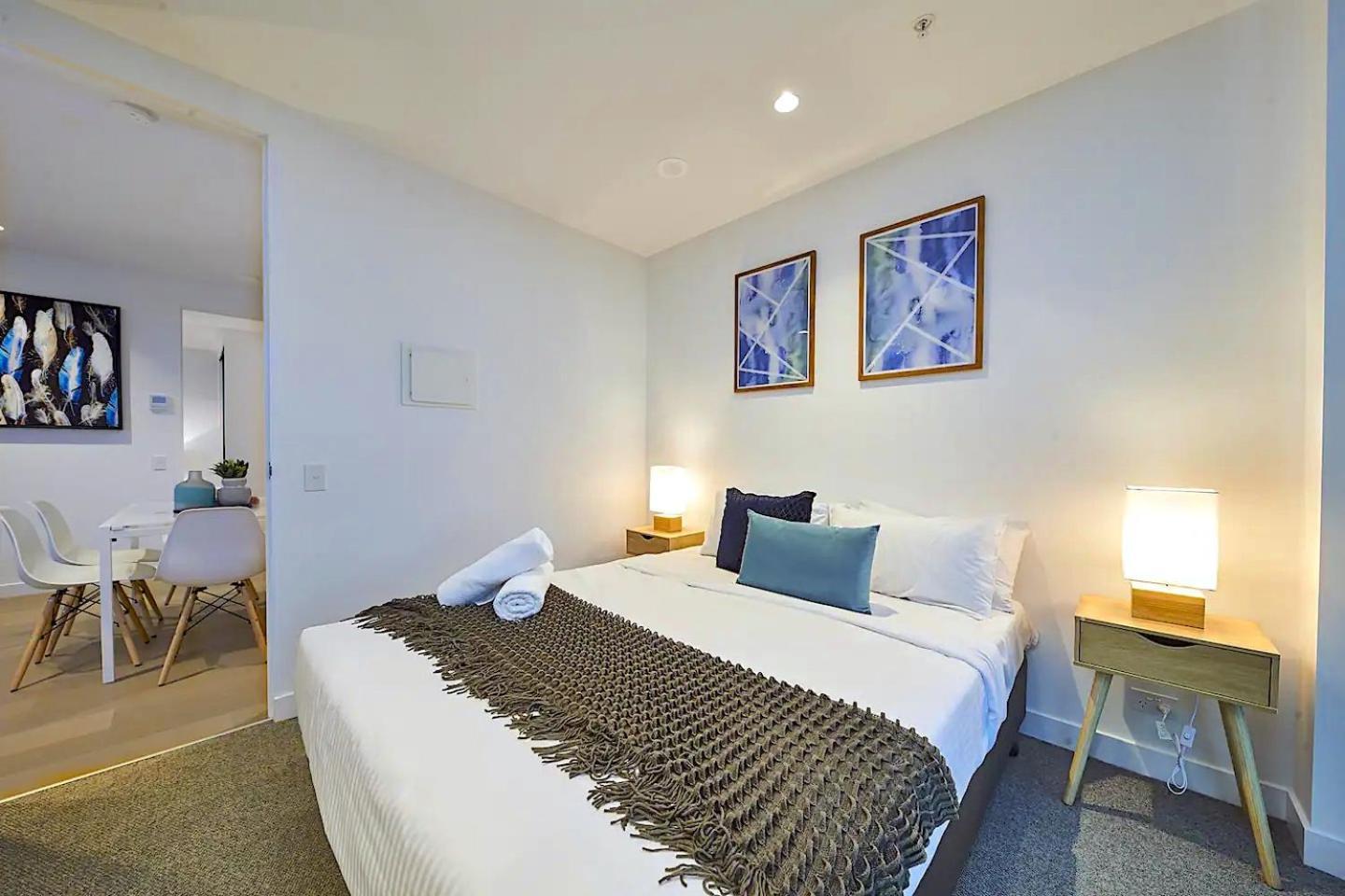 Mega Style Apartments Victoria One 멜번 객실 사진